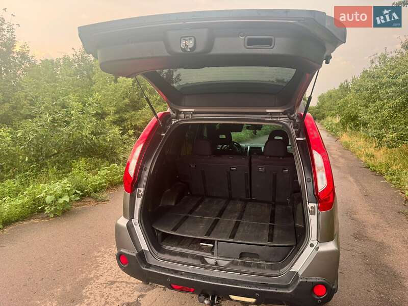 Позашляховик / Кросовер Nissan X-Trail 2012 в Білій Церкві