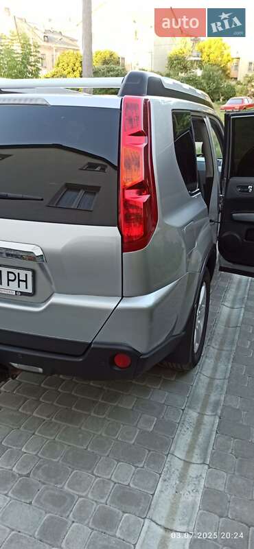 Позашляховик / Кросовер Nissan X-Trail 2008 в Золочеві