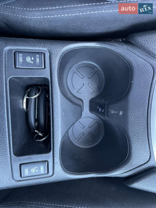Позашляховик / Кросовер Nissan X-Trail 2015 в Дніпрі