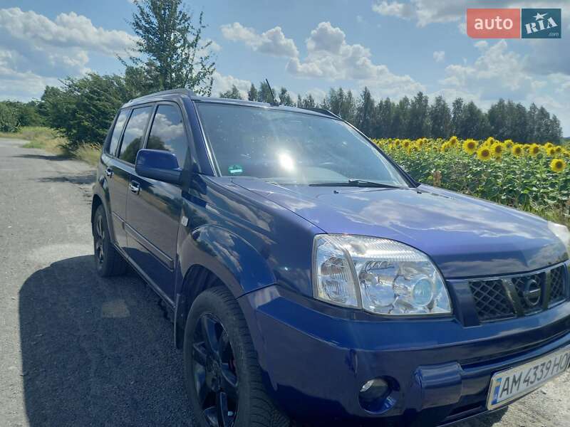 Позашляховик / Кросовер Nissan X-Trail 2005 в Радомишлі