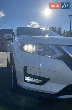 Внедорожник / Кроссовер Nissan X-Trail 2019 в Киеве