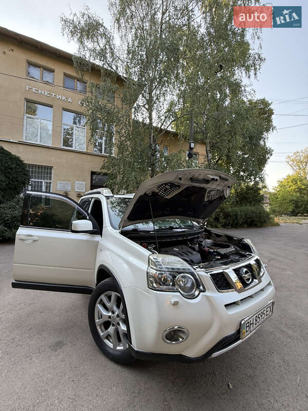 Позашляховик / Кросовер Nissan X-Trail 2011 в Одесі