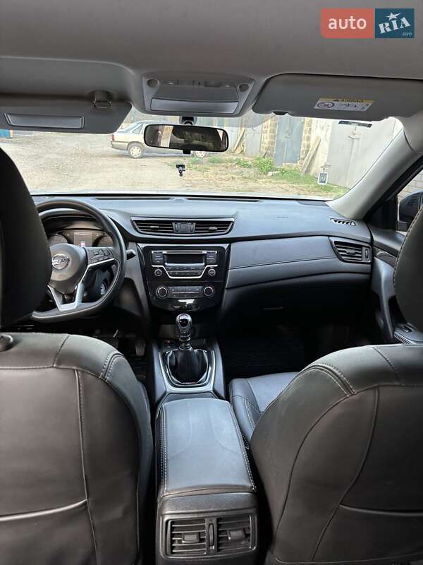 Внедорожник / Кроссовер Nissan X-Trail 2019 в Пятихатках