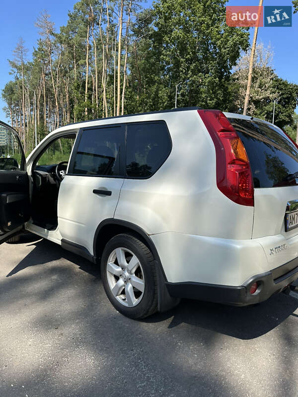 Позашляховик / Кросовер Nissan X-Trail 2007 в Житомирі