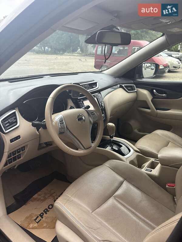 Позашляховик / Кросовер Nissan X-Trail 2017 в Коломиї