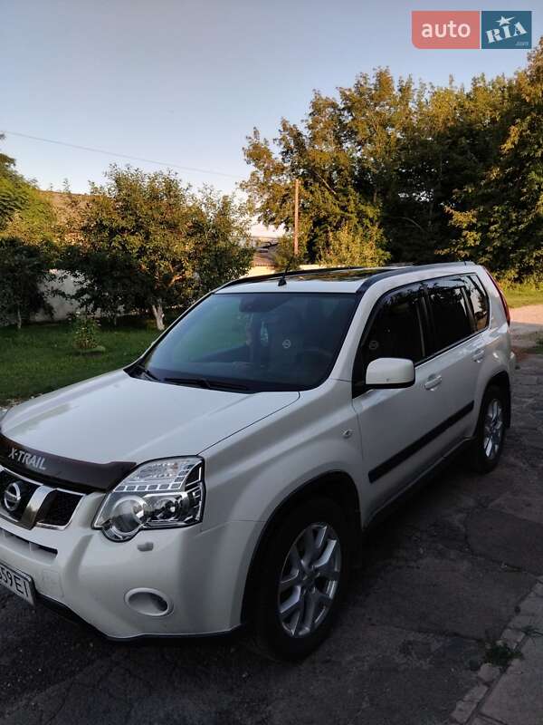 Внедорожник / Кроссовер Nissan X-Trail 2013 в Чернигове фото 10 Внедорожник / Кроссовер Nissan X-Trail 2013 в Чернигове