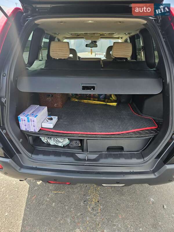 Позашляховик / Кросовер Nissan X-Trail 2013 в Чайках