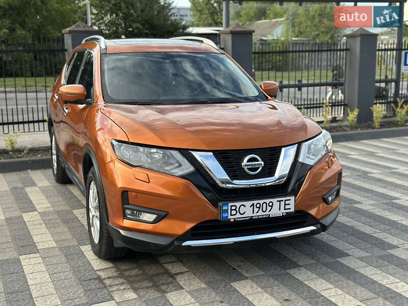 Позашляховик / Кросовер Nissan X-Trail 2018 в Львові