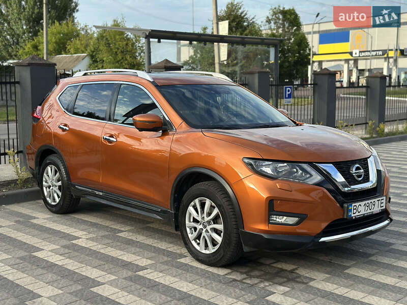 Позашляховик / Кросовер Nissan X-Trail 2018 в Львові