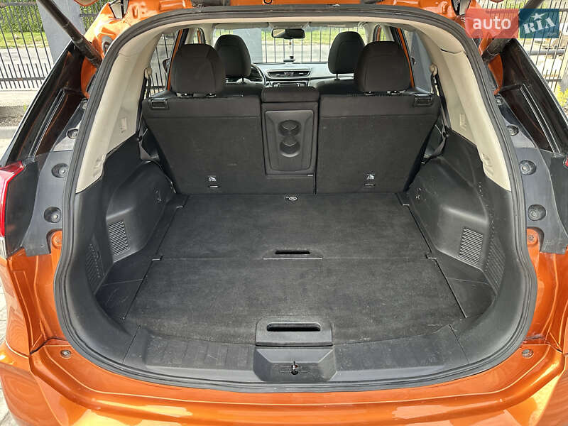 Позашляховик / Кросовер Nissan X-Trail 2018 в Львові