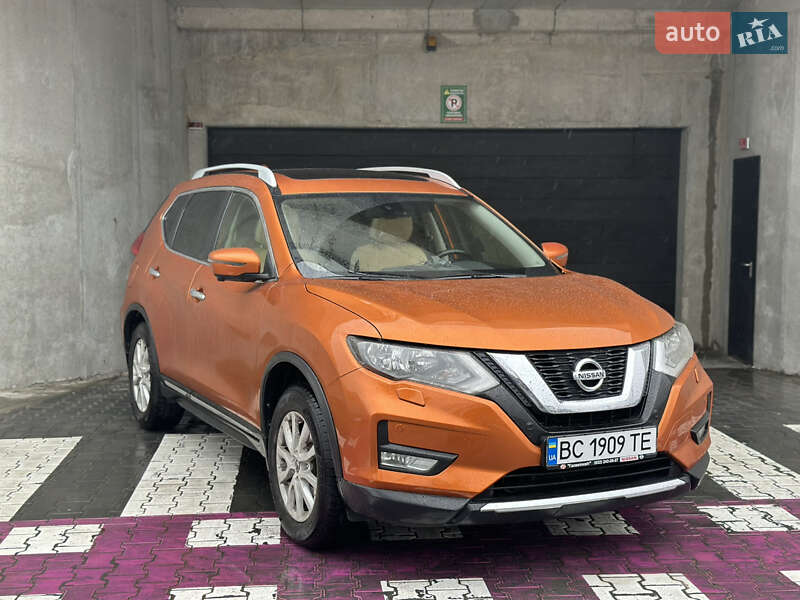 Позашляховик / Кросовер Nissan X-Trail 2018 в Львові