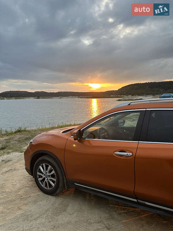 Позашляховик / Кросовер Nissan X-Trail 2018 в Львові