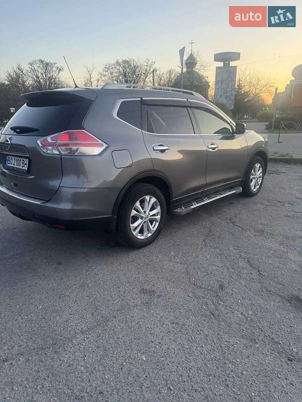 Позашляховик / Кросовер Nissan X-Trail 2015 в Білій Церкві