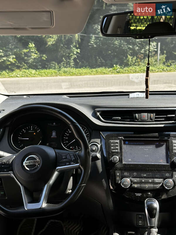 Внедорожник / Кроссовер Nissan X-Trail 2017 в Киеве