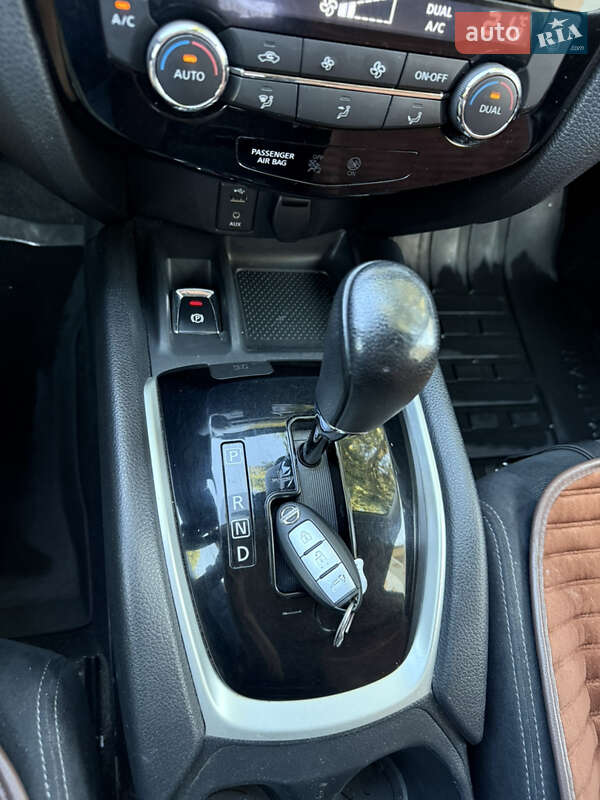 Позашляховик / Кросовер Nissan X-Trail 2017 в Вінниці