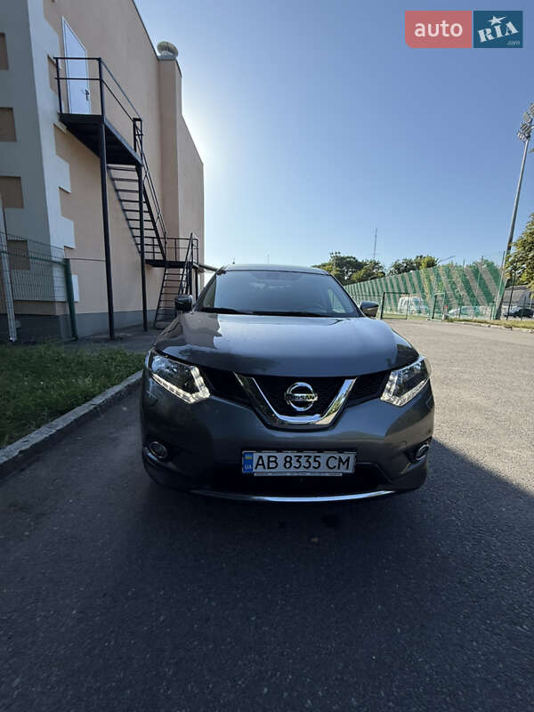 Позашляховик / Кросовер Nissan X-Trail 2017 в Вінниці