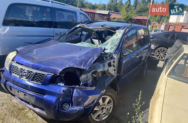 Позашляховик / Кросовер Nissan X-Trail 2005 в Києві