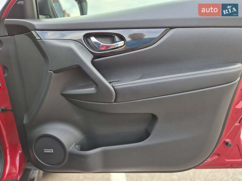 Позашляховик / Кросовер Nissan X-Trail 2017 в Києві