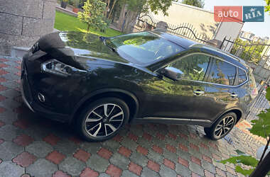 Позашляховик / Кросовер Nissan X-Trail 2016 в Тернополі