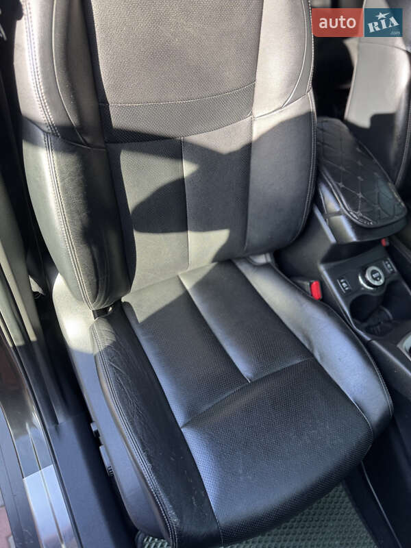 Позашляховик / Кросовер Nissan X-Trail 2016 в Тернополі