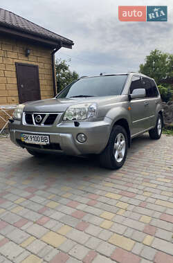Внедорожник / Кроссовер Nissan X-Trail 2003 в Ровно