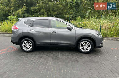 Внедорожник / Кроссовер Nissan X-Trail 2015 в 