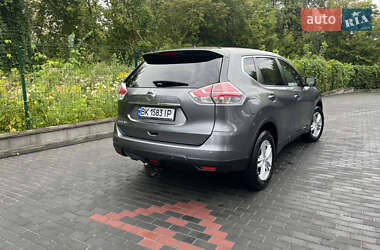 Внедорожник / Кроссовер Nissan X-Trail 2015 в 