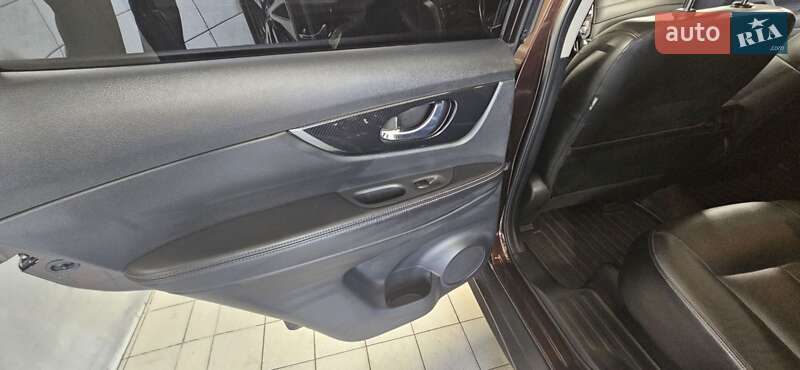 Внедорожник / Кроссовер Nissan X-Trail 2021 в Косове