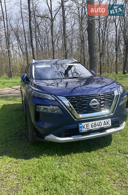 Внедорожник / Кроссовер Nissan X-Trail 2023 в Кривом Роге
