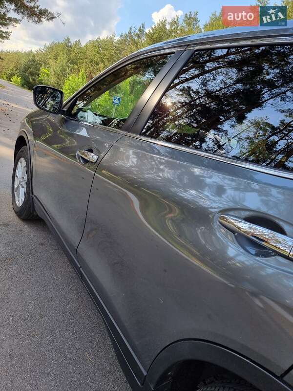 Внедорожник / Кроссовер Nissan X-Trail 2017 в Богуславе