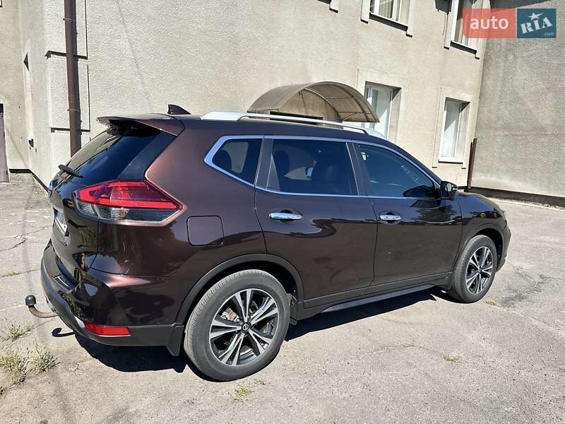 Позашляховик / Кросовер Nissan X-Trail 2020 в Полтаві