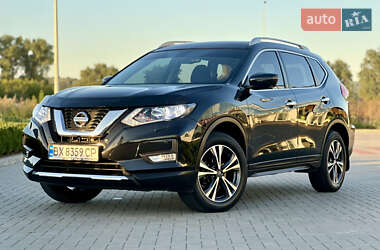 Внедорожник / Кроссовер Nissan X-Trail 2019 в Хмельницком