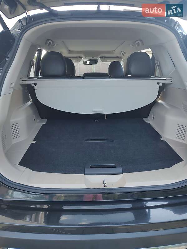 Внедорожник / Кроссовер Nissan X-Trail 2017 в Ужгороде