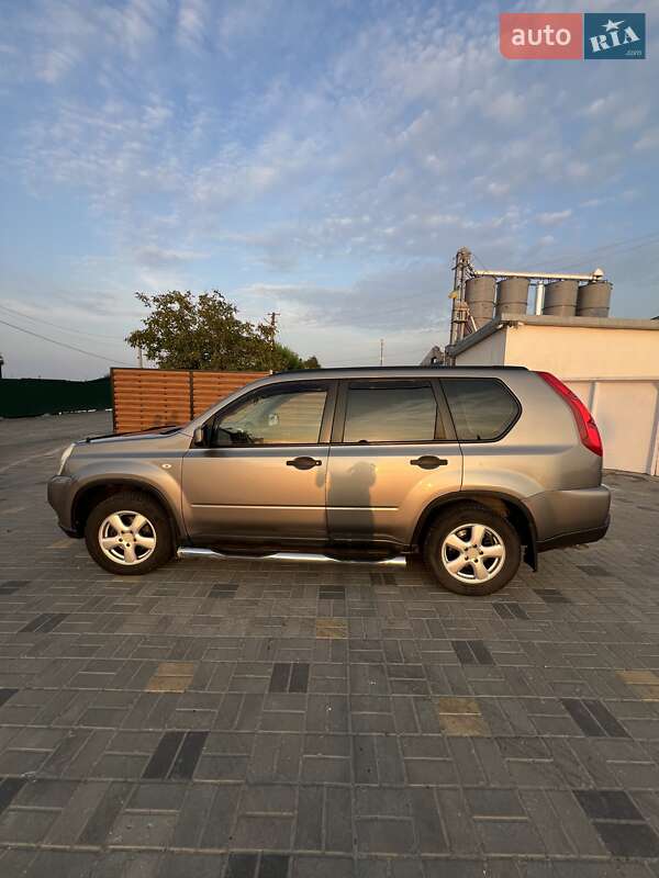 Внедорожник / Кроссовер Nissan X-Trail 2008 в Пустомытах
