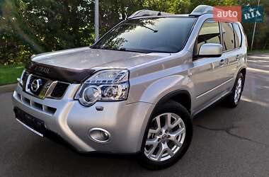 Внедорожник / Кроссовер Nissan X-Trail 2013 в Ахтырке