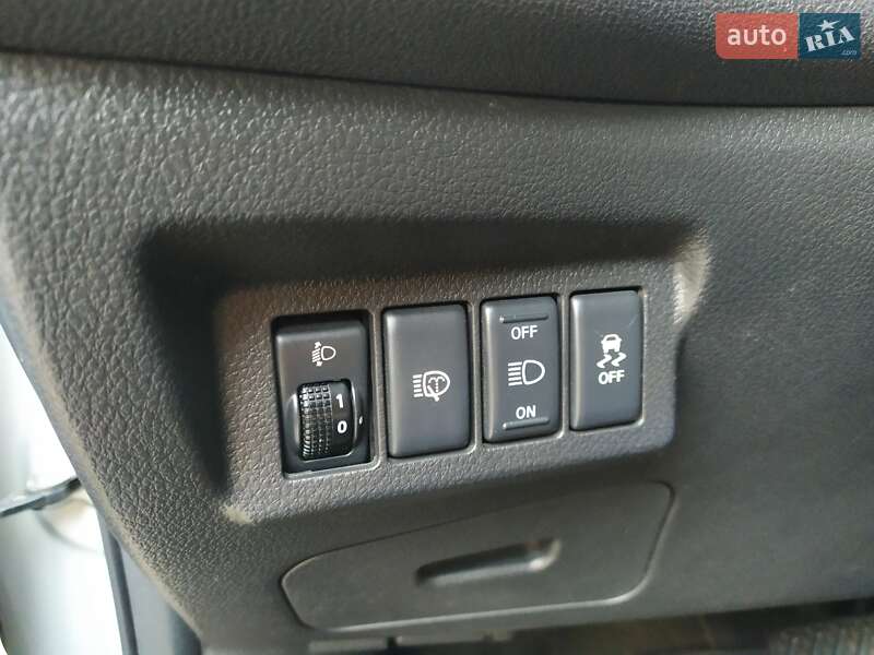 Позашляховик / Кросовер Nissan X-Trail 2013 в Охтирці