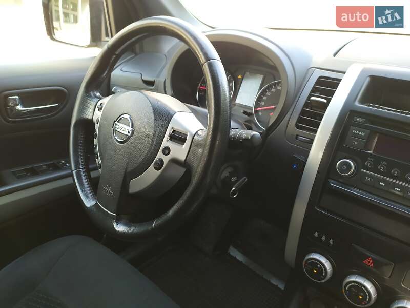 Позашляховик / Кросовер Nissan X-Trail 2013 в Охтирці