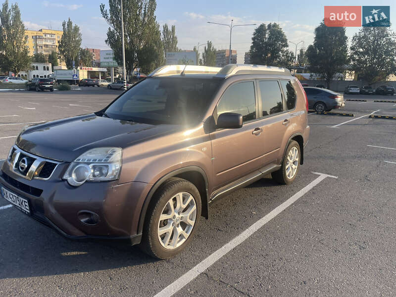 Позашляховик / Кросовер Nissan X-Trail 2011 в Дніпрі