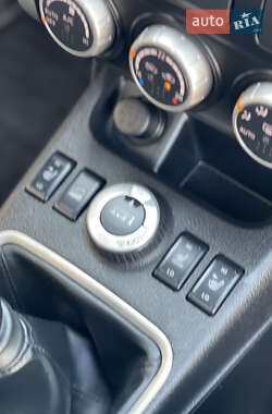 Позашляховик / Кросовер Nissan X-Trail 2012 в 