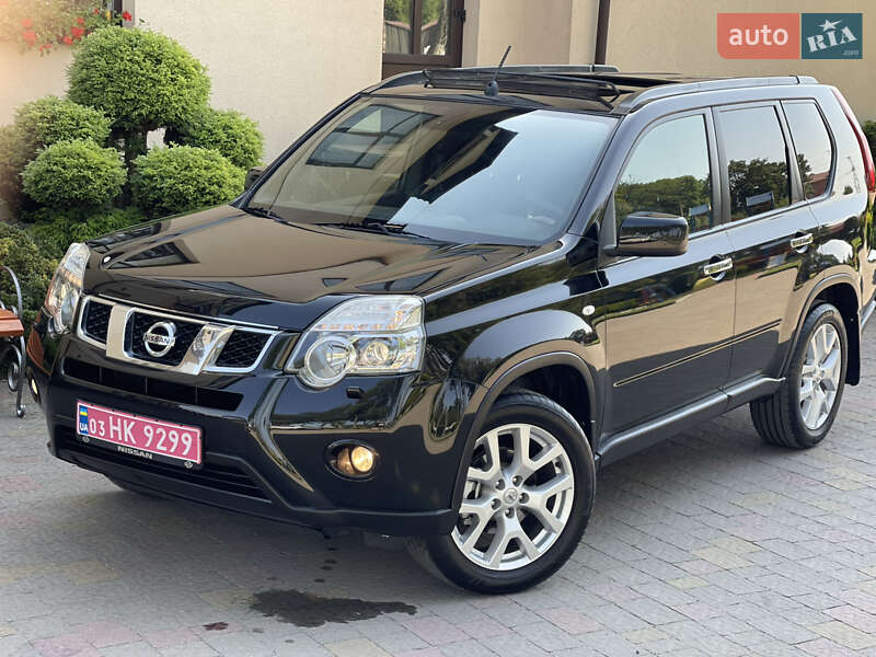 Внедорожник / Кроссовер Nissan X-Trail 2012 в Стрые