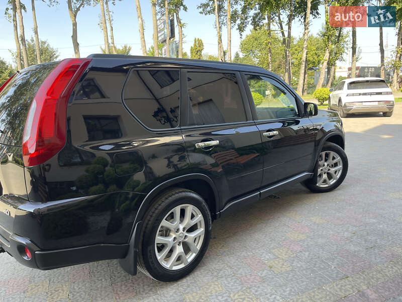 Внедорожник / Кроссовер Nissan X-Trail 2012 в Стрые