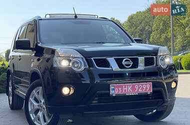Позашляховик / Кросовер Nissan X-Trail 2012 в 