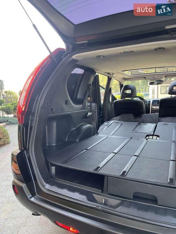 Внедорожник / Кроссовер Nissan X-Trail 2012 в Стрые
