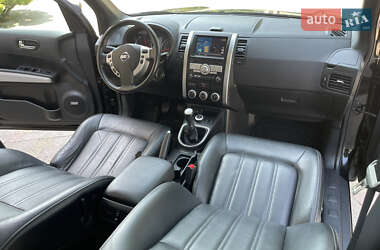 Позашляховик / Кросовер Nissan X-Trail 2012 в 