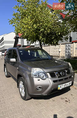 Позашляховик / Кросовер Nissan X-Trail 2011 в Івано-Франківську
