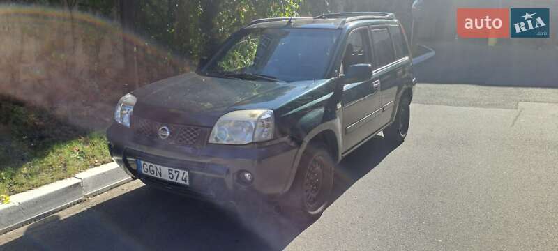 Nissan X-Trail 2004