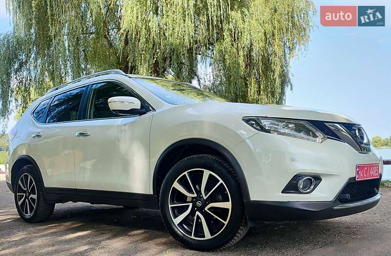 Внедорожник / Кроссовер Nissan X-Trail 2017 в Надворной
