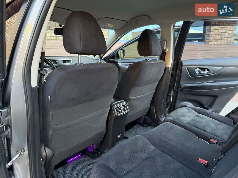 Внедорожник / Кроссовер Nissan X-Trail 2016 в Киеве