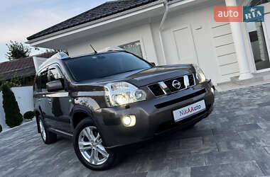 Внедорожник / Кроссовер Nissan X-Trail 2008 в 