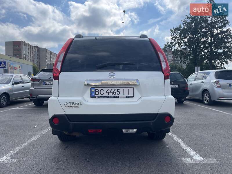 Внедорожник / Кроссовер Nissan X-Trail 2013 в Львове